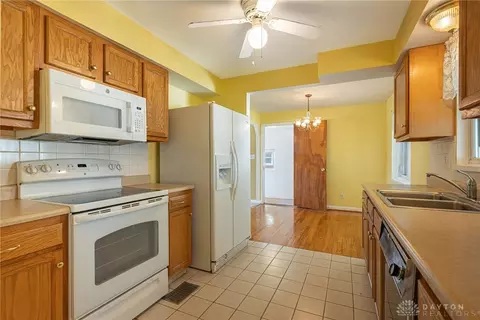 Kitchen - 1233 Cloverfield Ave, Kettering, OH 45429 photo 1 of 5