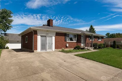 Exterior - 1233 Cloverfield Ave, Kettering, OH 45429 photo 7 of 7