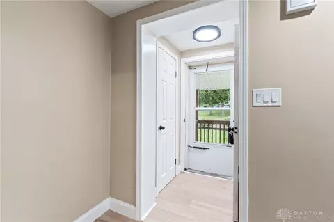 Entry Way - 4244 Flowerdale Ave, Kettering, OH 45429 photo 1 of 5