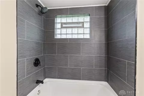 Bath - 4244 Flowerdale Ave, Kettering, OH 45429 photo 2 of 5