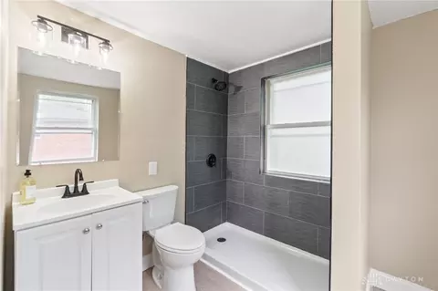 Bath - 4244 Flowerdale Ave, Kettering, OH 45429 photo 3 of 5