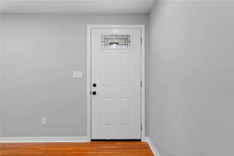 Entry Way - 2340 Derr Rd, Springfield, OH 45503 photo 1 of 3