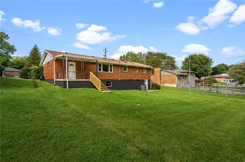 Exterior - 2340 Derr Rd, Springfield, OH 45503 photo 8 of 9