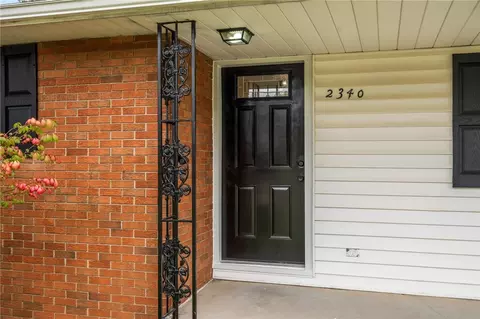 Exterior - 2340 Derr Rd, Springfield, OH 45503 photo 5 of 9