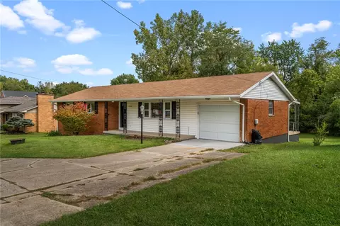 Exterior - 2340 Derr Rd, Springfield, OH 45503 photo 3 of 9