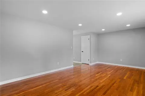 Living - 2340 Derr Rd, Springfield, OH 45503 photo 1 of 3