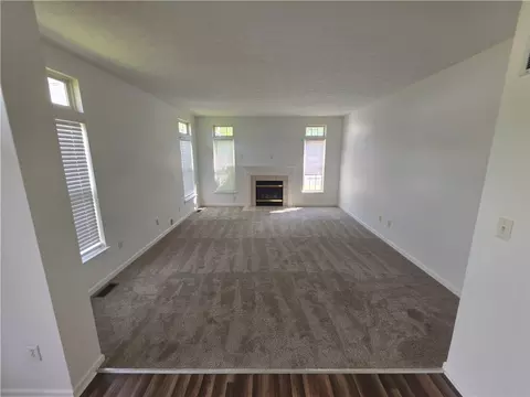 Living - 1523 Doddington Rd, Kettering, OH 45409 photo 4 of 5
