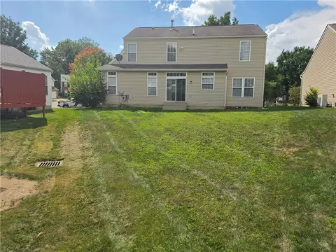 Exterior - 1523 Doddington Rd, Kettering, OH 45409 photo 6 of 8