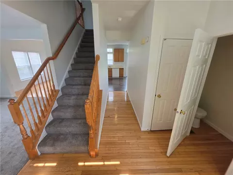 Entry Way - 1523 Doddington Rd, Kettering, OH 45409 photo 1 of 4