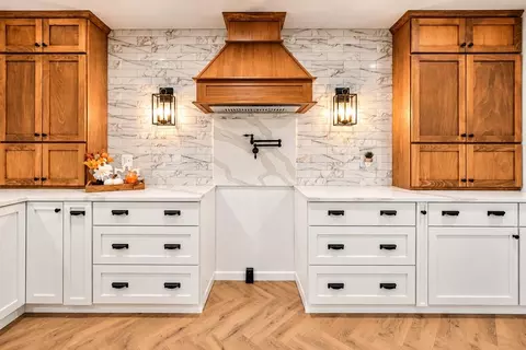 Kitchen - 3400 Cambridge Dr, Springfield, OH 45503 photo 5 of 10