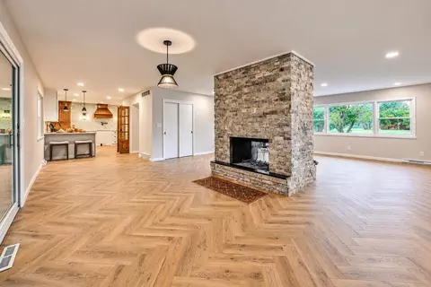 Living - 3400 Cambridge Dr, Springfield, OH 45503 photo 6 of 6