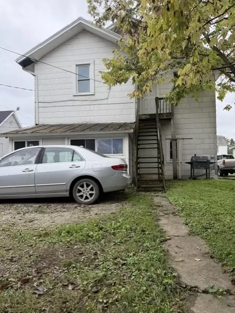 Exterior - 1320 Broadway St, Springfield, OH 45504 photo 3 of 5