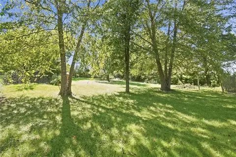 Exterior - 4525 E National Rd, Springfield, OH 45505 photo 6 of 9
