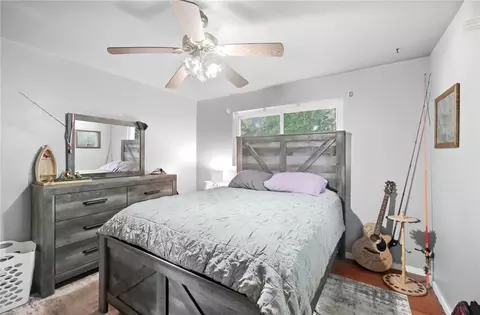 Bedroom - 4525 E National Rd, Springfield, OH 45505 photo 2 of 5