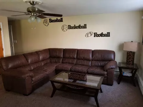 Living - 2732 Balsam Dr, Springfield, OH 45503 photo 1 of 3