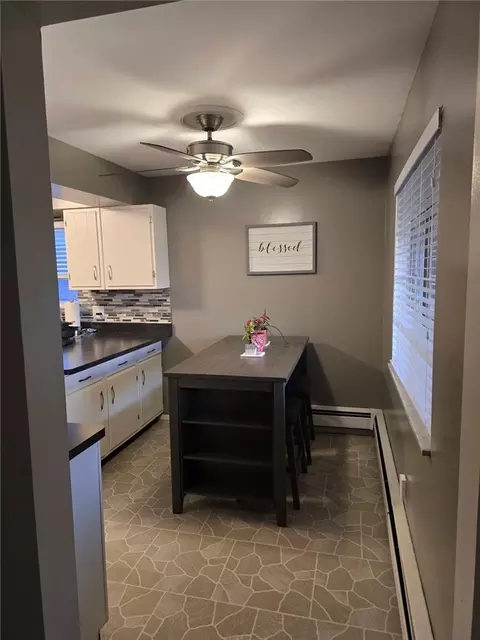 Kitchen - 2732 Balsam Dr, Springfield, OH 45503 photo 5 of 6