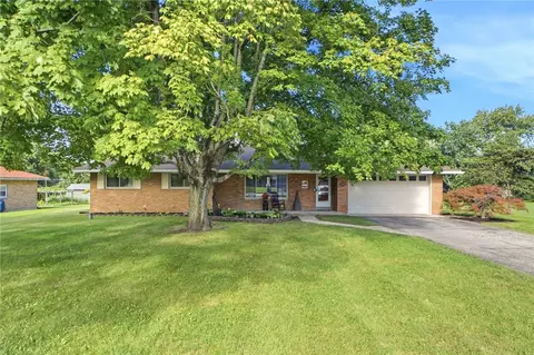5227 Old Troy Pike, Huber Heights, OH 45424