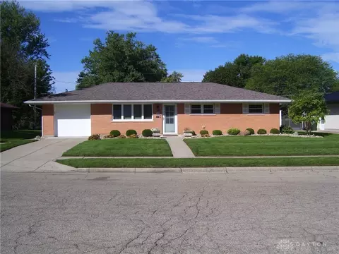 802 Louise, Xenia, OH 45385