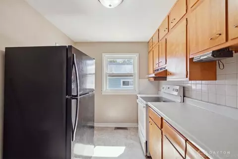 Kitchen - 308 Birch Rd, Springfield, OH 45503 photo 2 of 3