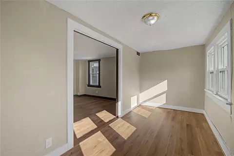 Living - 2913 Haig Ave, Kettering, OH 45419 photo 4 of 6