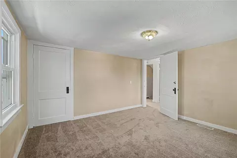 Bedroom - 2913 Haig Ave, Kettering, OH 45419 photo 8 of 12