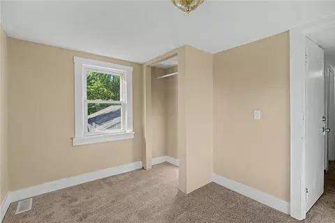 Bedroom - 2913 Haig Ave, Kettering, OH 45419 photo 3 of 12
