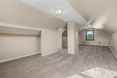 Bedroom - 2913 Haig Ave, Kettering, OH 45419 photo 4 of 12