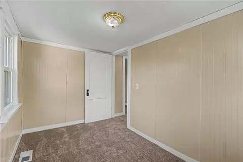 Bedroom - 2913 Haig Ave, Kettering, OH 45419 photo 10 of 12
