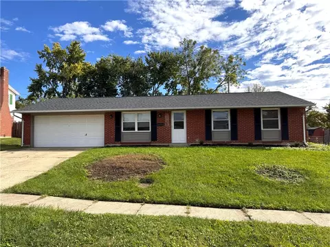 6538 Glen Ivy Dr, Huber Heights, OH 45424