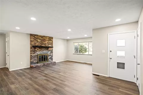 Living - 1012 E Stroop Rd, Kettering, OH 45429 photo 1 of 2