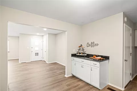 Entry Way - 1012 E Stroop Rd, Kettering, OH 45429 photo 2 of 2