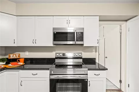 Kitchen - 1012 E Stroop Rd, Kettering, OH 45429 photo 3 of 3