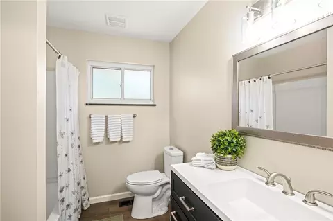 Bath - 1012 E Stroop Rd, Kettering, OH 45429 photo 2 of 2