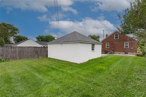 Exterior - 3109 Shroyer Rd, Kettering, OH 45429 photo 3 of 6