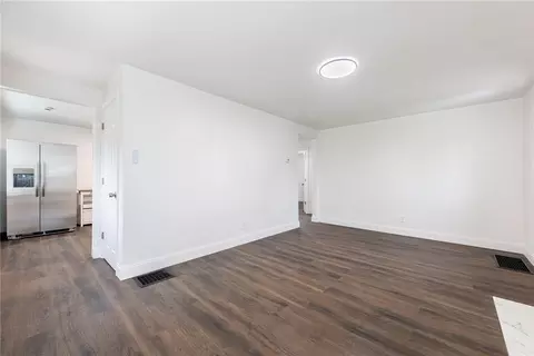 Living - 3109 Shroyer Rd, Kettering, OH 45429 photo 3 of 3