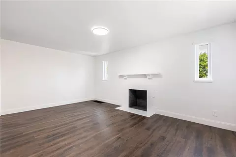 Living - 3109 Shroyer Rd, Kettering, OH 45429 photo 1 of 3