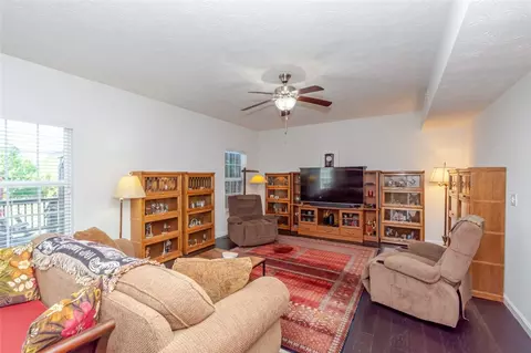 Living - 1645 Elm Brook Trl, Centerville, OH 45458 photo 1 of 2