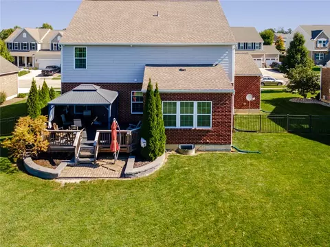Exterior - 1645 Elm Brook Trl, Centerville, OH 45458 photo 7 of 8