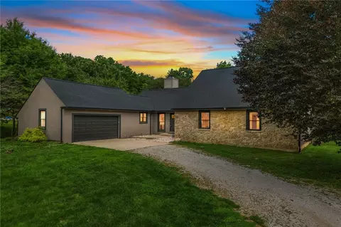 3066 Sears Rd, Spring Valley, OH 45370