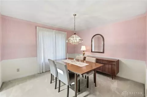 Dining - 691 Doe Xing, Centerville, OH 45459 photo 1 of 2