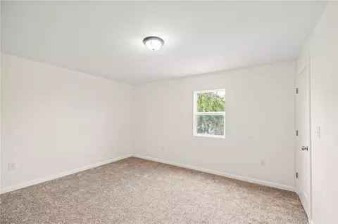 Bedroom - 2135 Columbus Rd, Springfield, OH 45503 photo 5 of 6