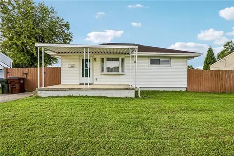 354 Travis Dr, Dayton, OH 45431