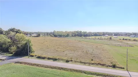 3939 Shrine Rd, Springfield, OH 45502 photo 3
