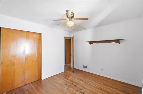Bedroom - 260 W 2nd St, Springfield, OH 45504 photo 6 of 6