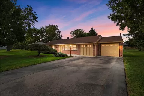634 Omar Cir, Yellow Springs, OH 45387