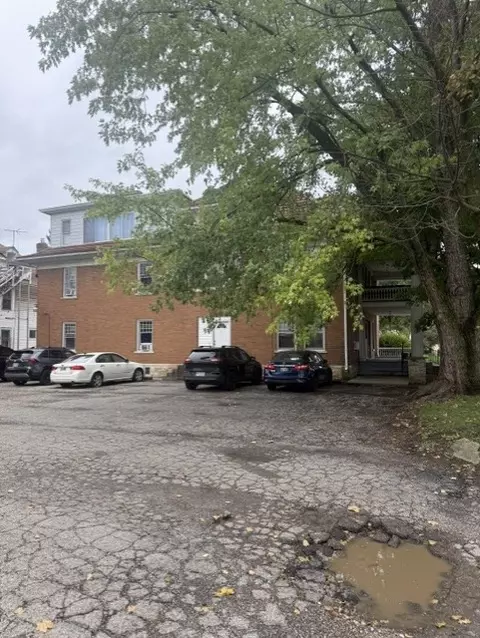 900 N Limestone St, Springfield, OH 45503 photo 6