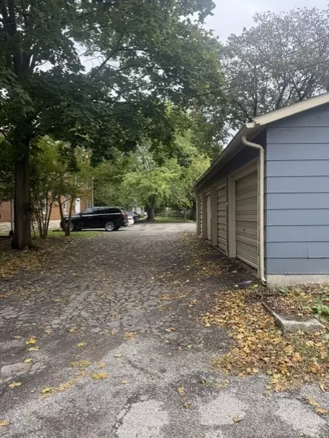 900 N Limestone St, Springfield, OH 45503 photo 9