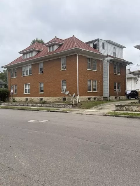 900 N Limestone St, Springfield, OH 45503 photo 3