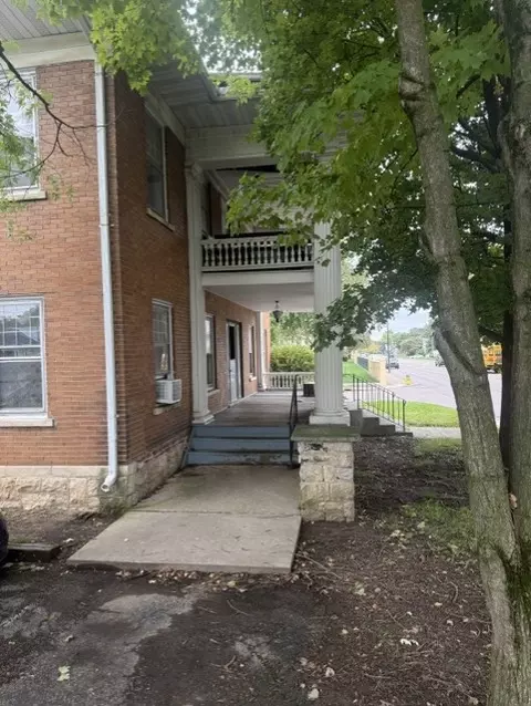 900 N Limestone St, Springfield, OH 45503 photo 7