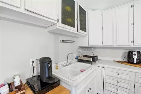 Kitchen - 1817 Marinette Dr, Springfield, OH 45503 photo 4 of 4
